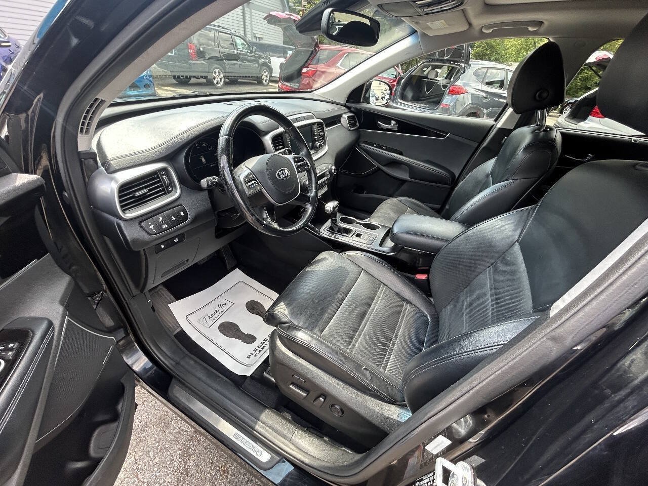Used 2019 Kia Sorento SX w/ SX Touring Package AWD/4WD image 6
