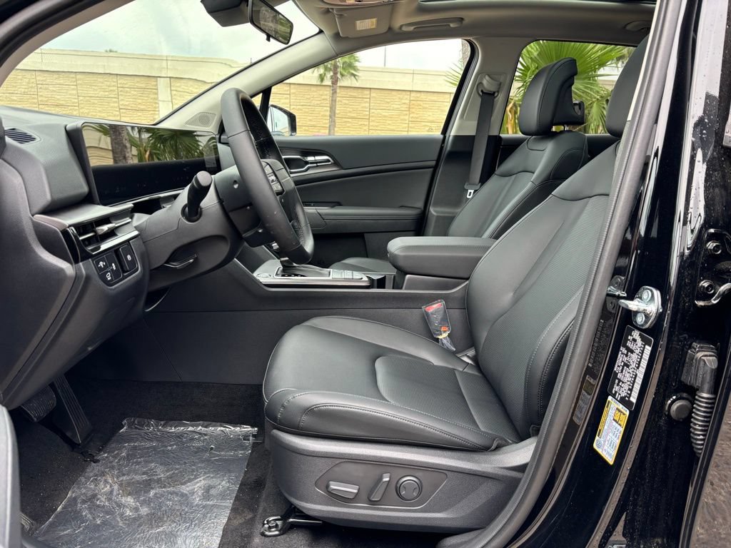 New 2026 Kia Sportage SX FWD image 16
