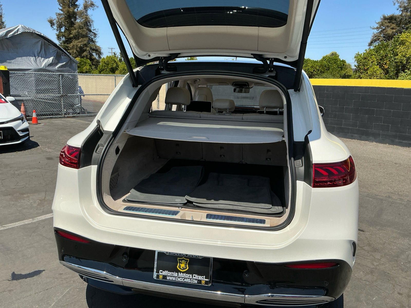 Used 2023 Mercedes-Benz EQS 580 4MATIC SUV image 23