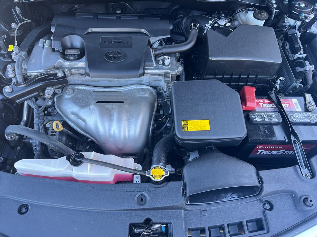 Used 2014 Toyota Camry XLE image 22