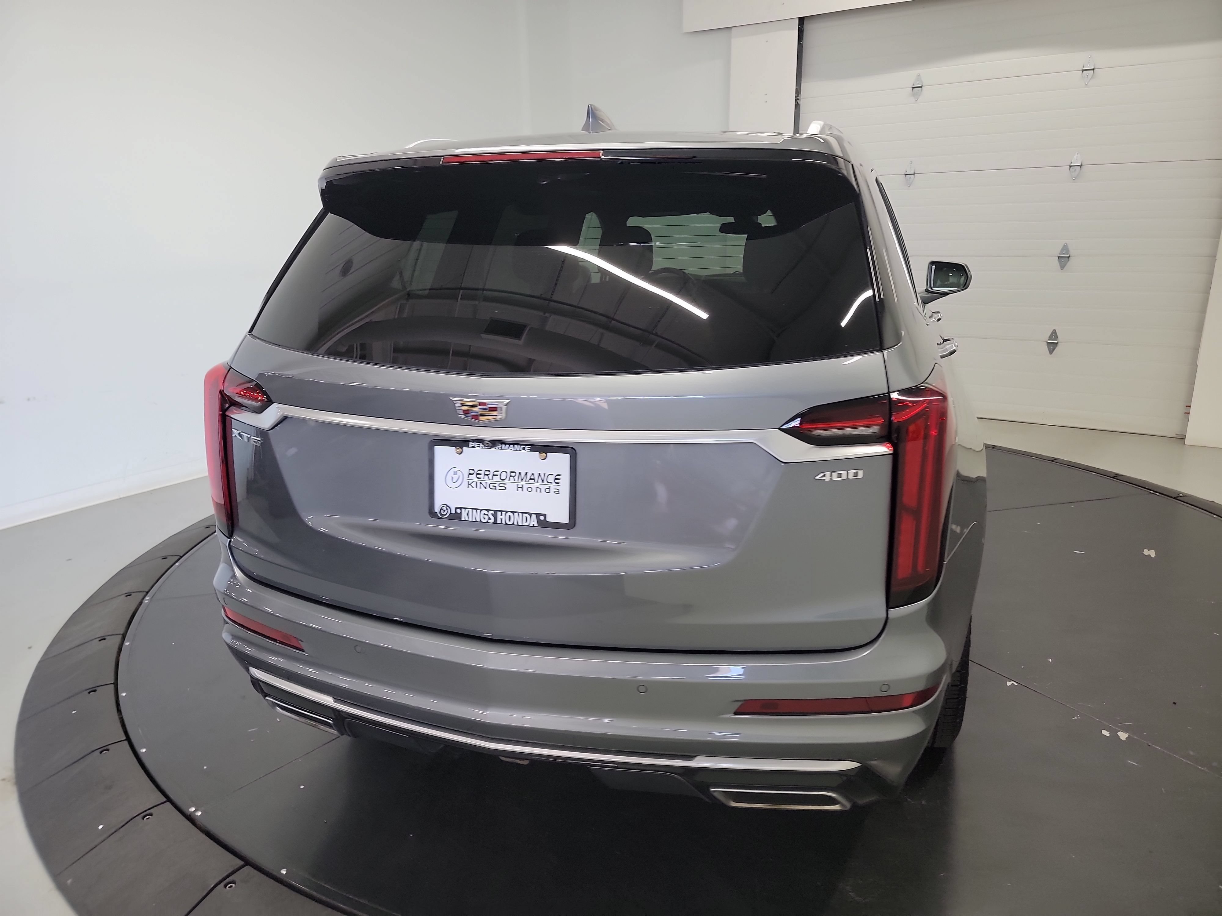 Used 2020 Cadillac XT6 Premium Luxury FWD image 8