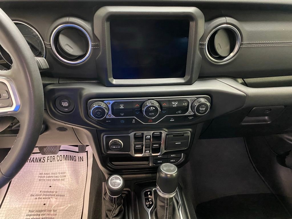 Used 2023 Jeep Wrangler Unlimited Sahara image 31