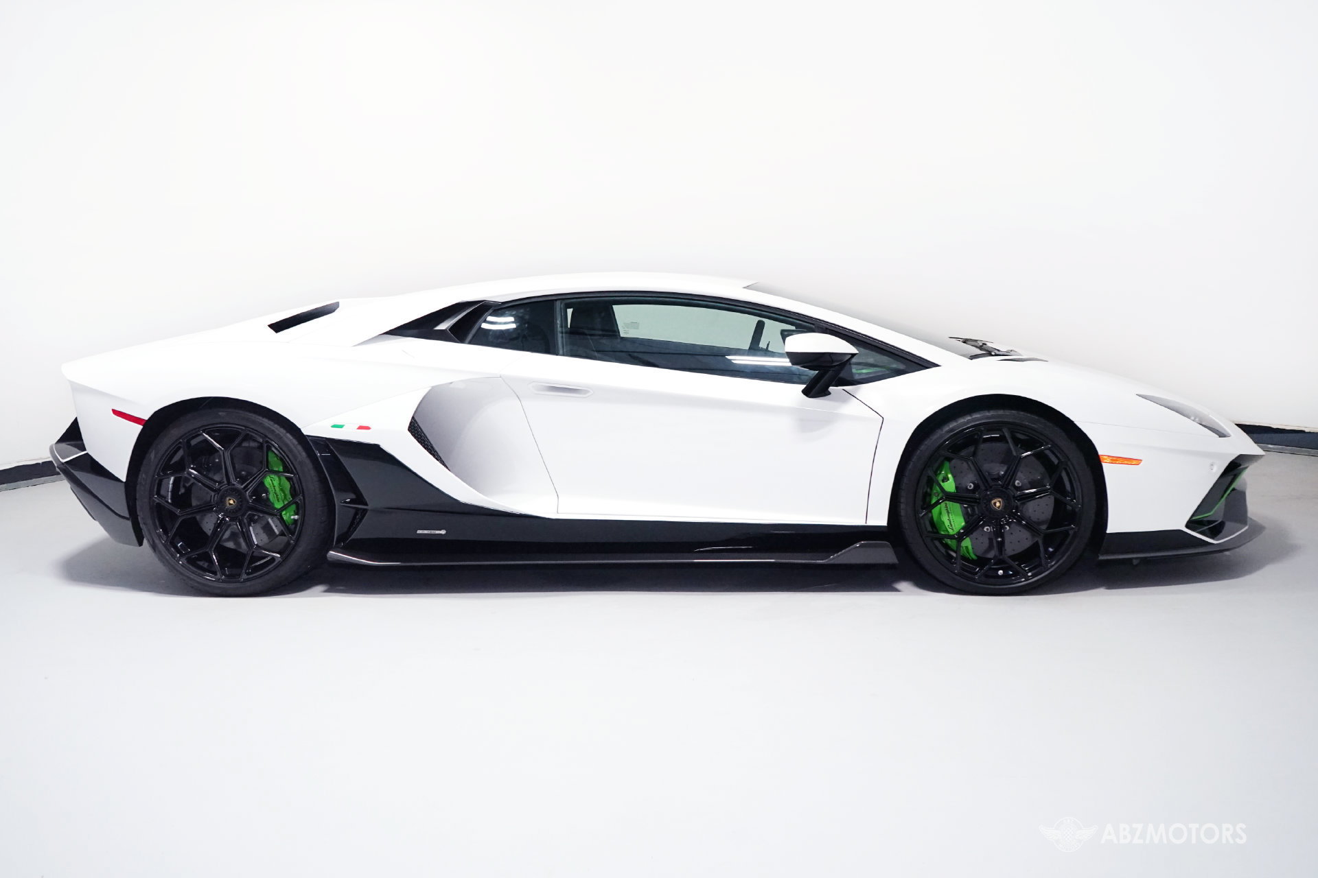 Used 2022 Lamborghini Aventador LP 780-4 Ultimae AWD/4WD image 4