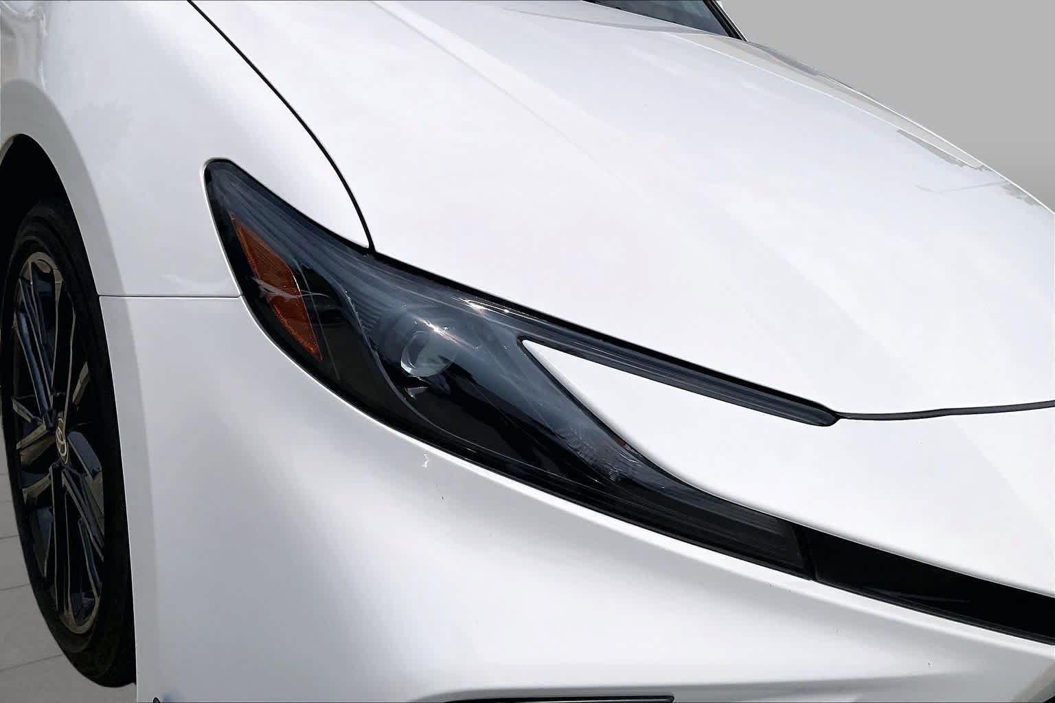 Used 2025 Toyota Camry SE FWD image 26