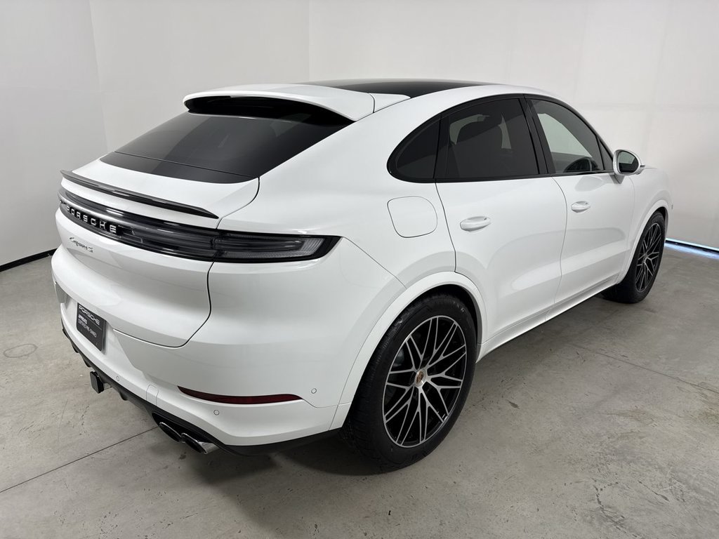 Certified 2025 Porsche Cayenne S AWD/4WD image 7