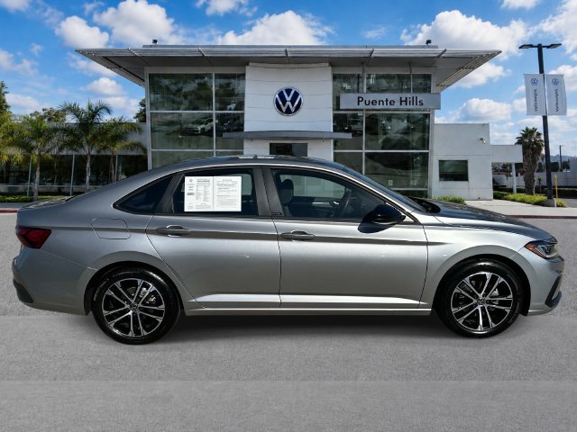 Certified 2026 Volkswagen Jetta Sport FWD image 3