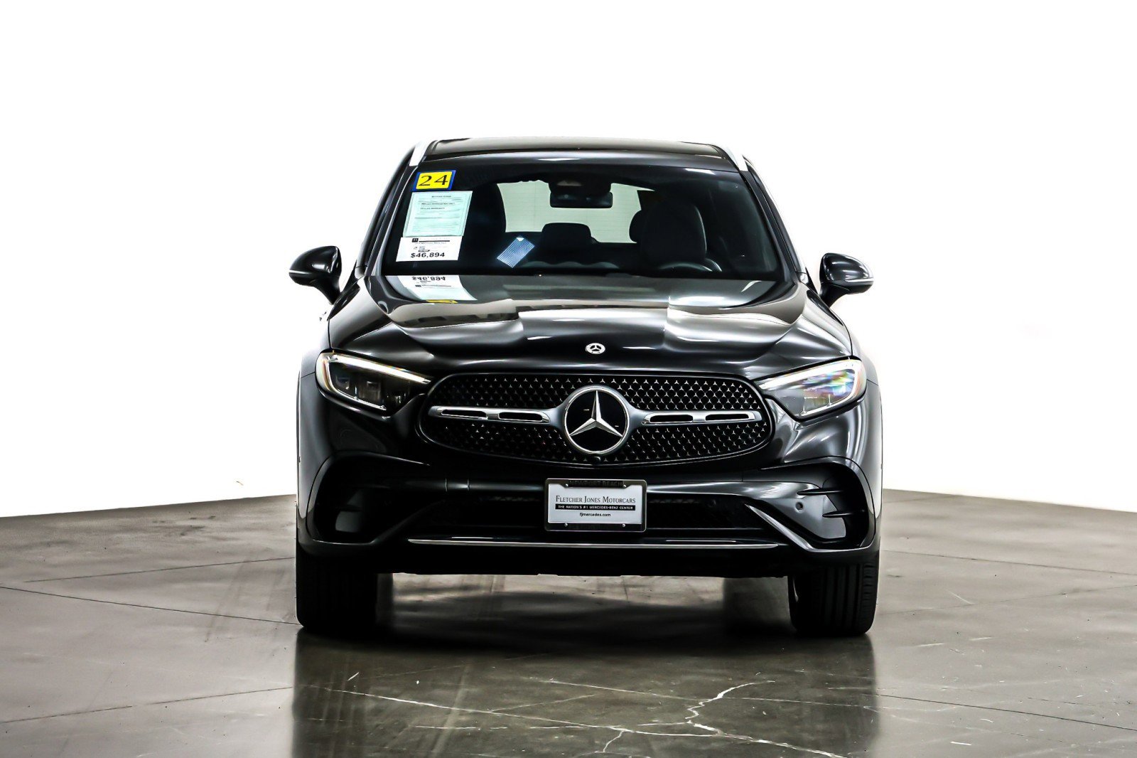 Used 2024 Mercedes-Benz GLC 300 4MATIC w/ AMG Line image 3