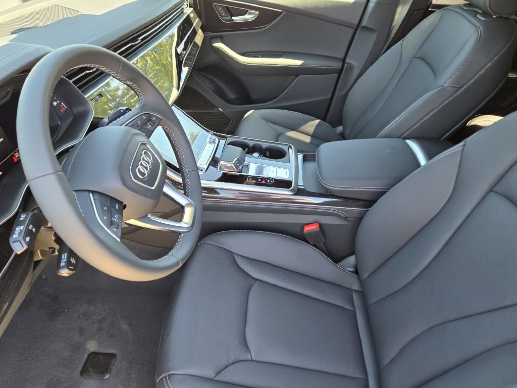 New 2027 Audi Q8 Premium Plus AWD/4WD image 17