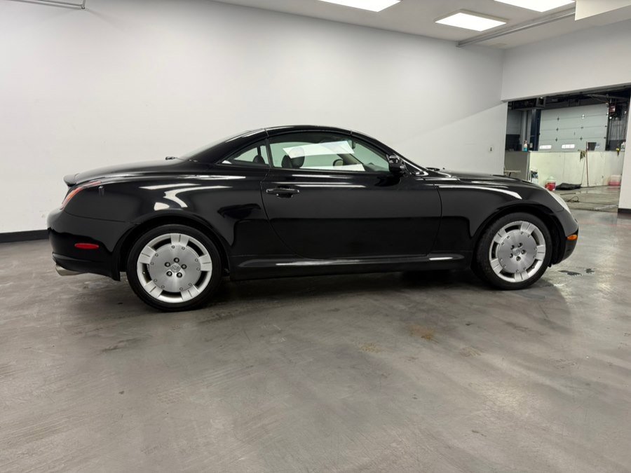 Used 2002 Lexus SC 430 2dr Convertible image 17