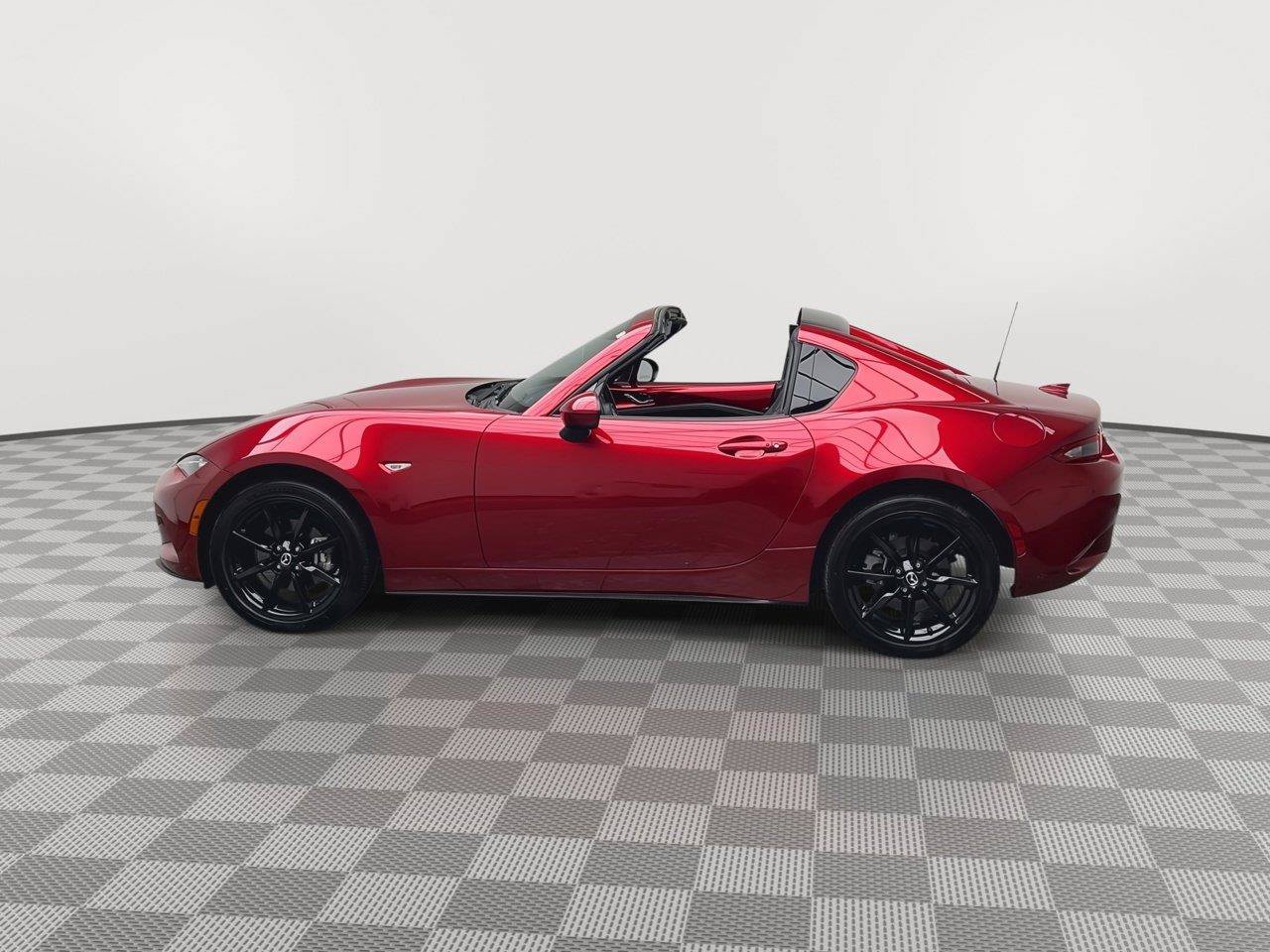 Used 2021 MAZDA MX-5 Miata RF Grand Touring RWD image 31
