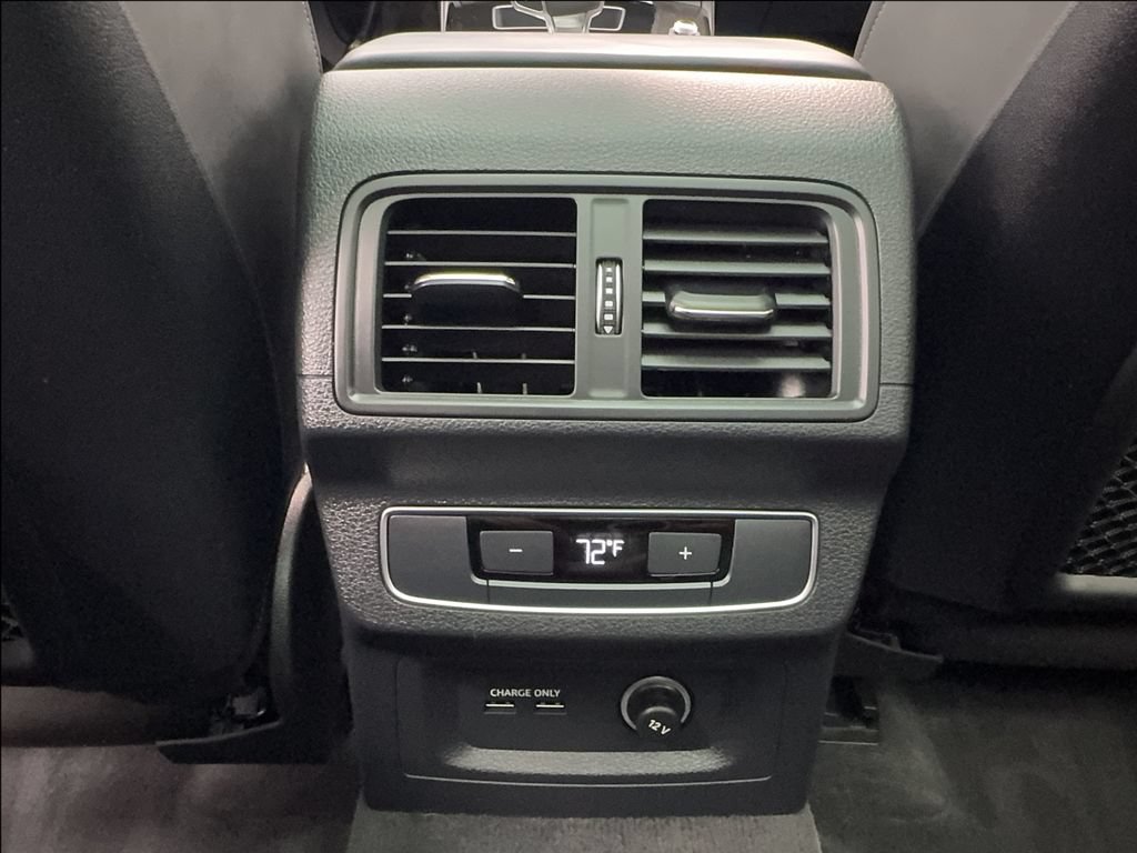 Used 2024 Audi SQ5 Premium Plus w/ Premium Plus Package AWD/4WD image 39