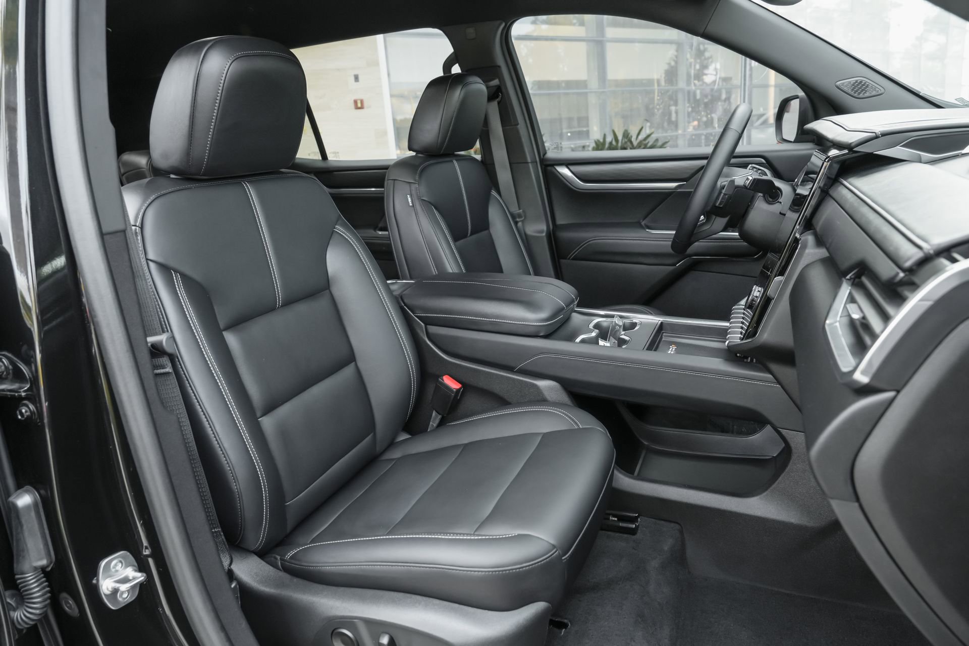 Used 2024 GMC Acadia Elevation image 40