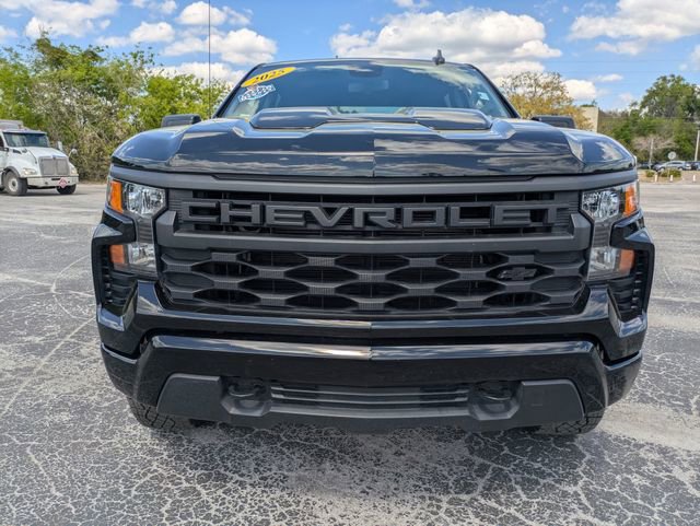 Used 2025 Chevrolet Silverado 1500 Custom Trail Boss w/ Dark Appearance Package image 9