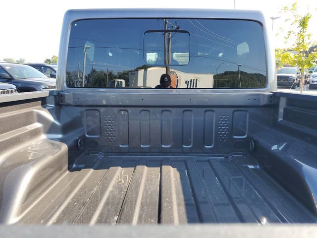 New 2025 Jeep Gladiator Sport image 5