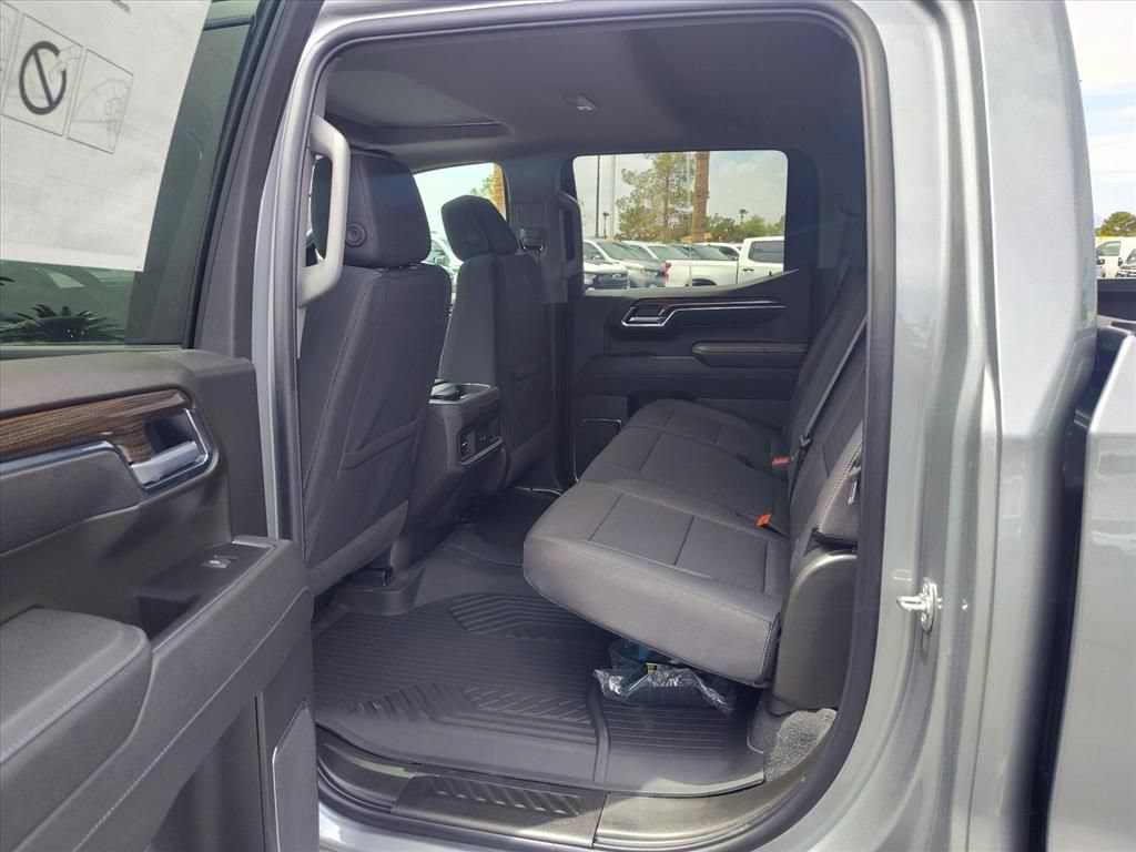 New 2026 Chevrolet Silverado 1500 LT Trail Boss w/ Convenience Package II AWD/4WD image 6