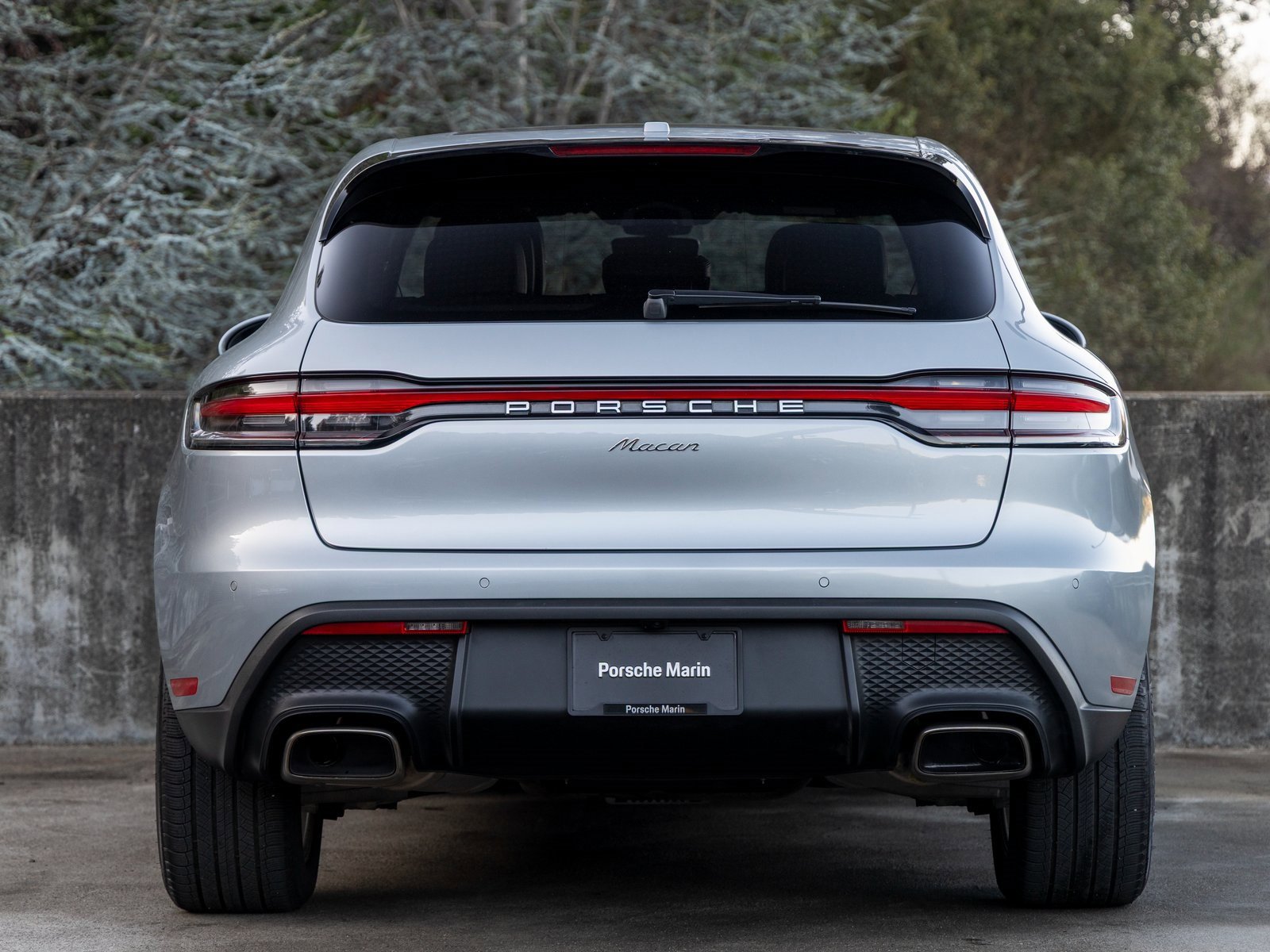 Certified 2025 Porsche Macan image 10