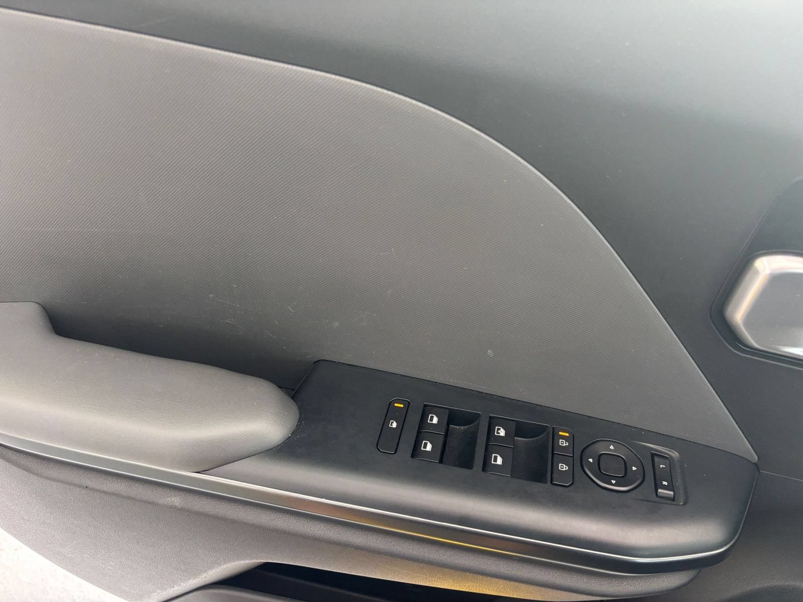 Used 2025 Kia K4 FWD image 18