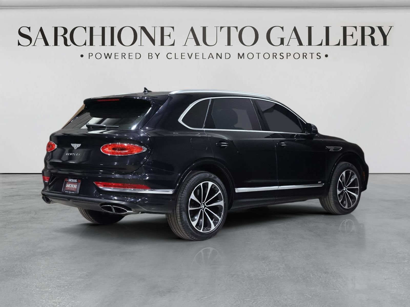 Used 2022 Bentley Bentayga AWD/4WD image 10