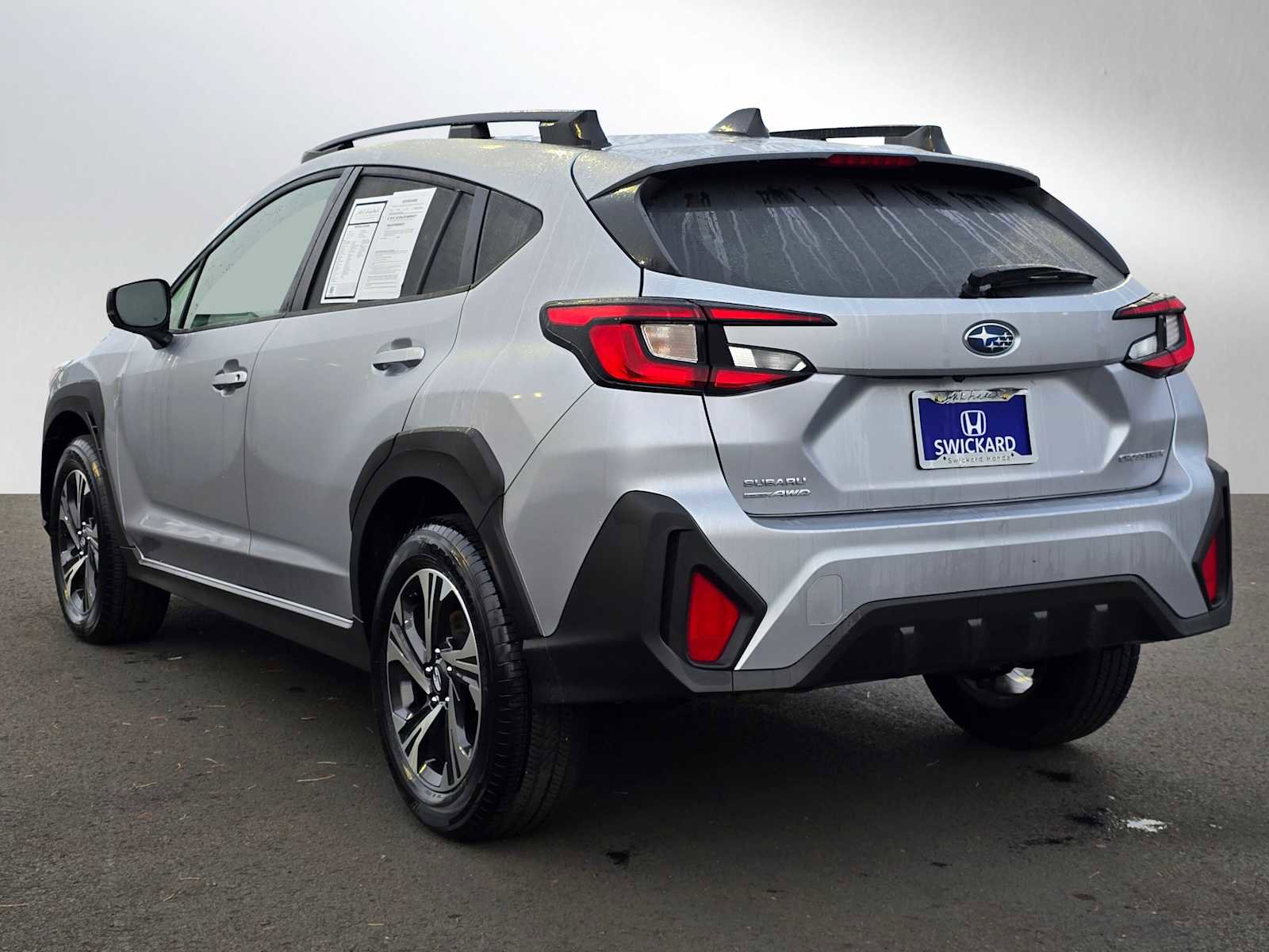 Used 2024 Subaru Crosstrek 2.0i Premium image 5
