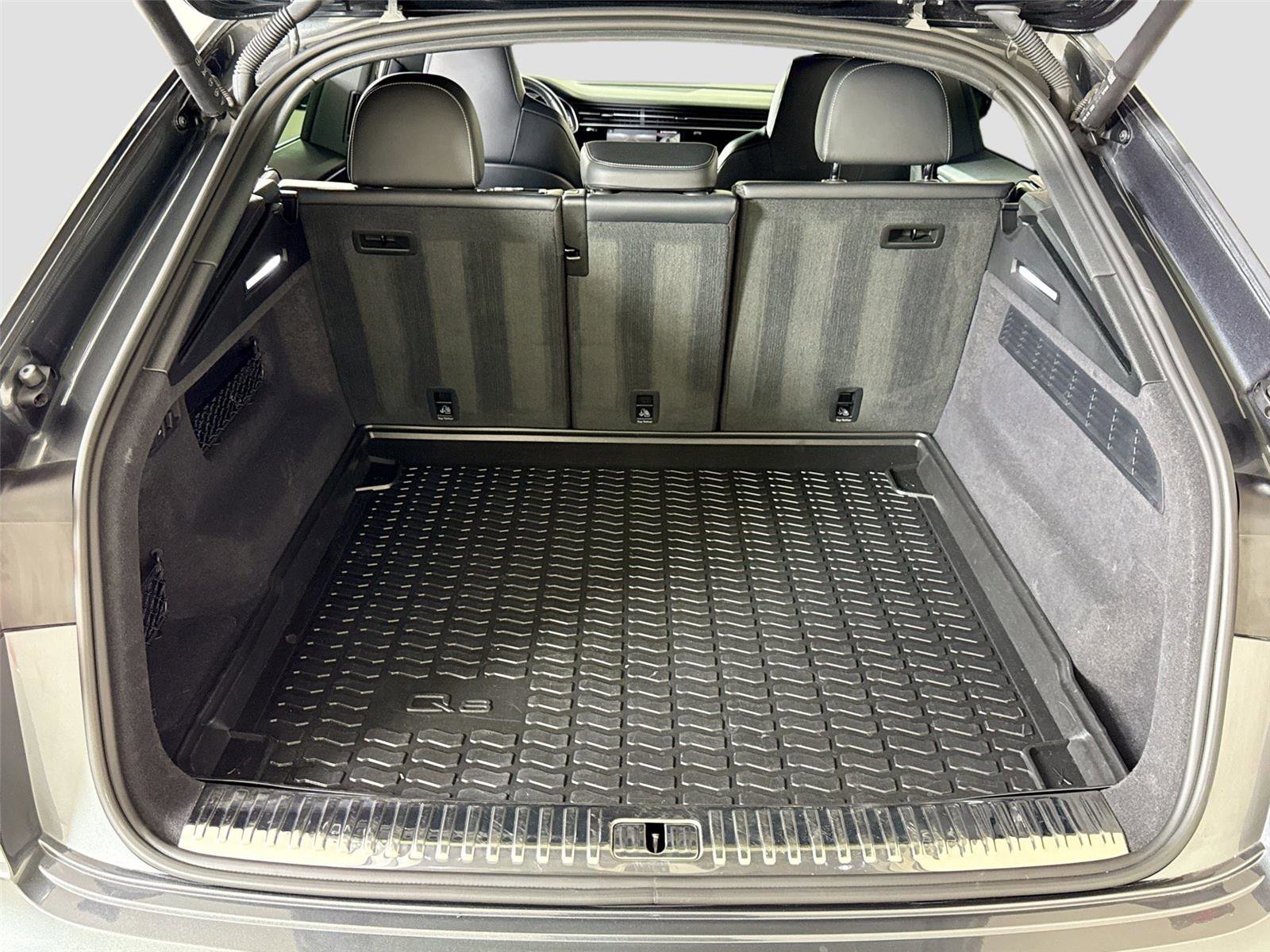 Used 2022 Audi RS Q8 image 28