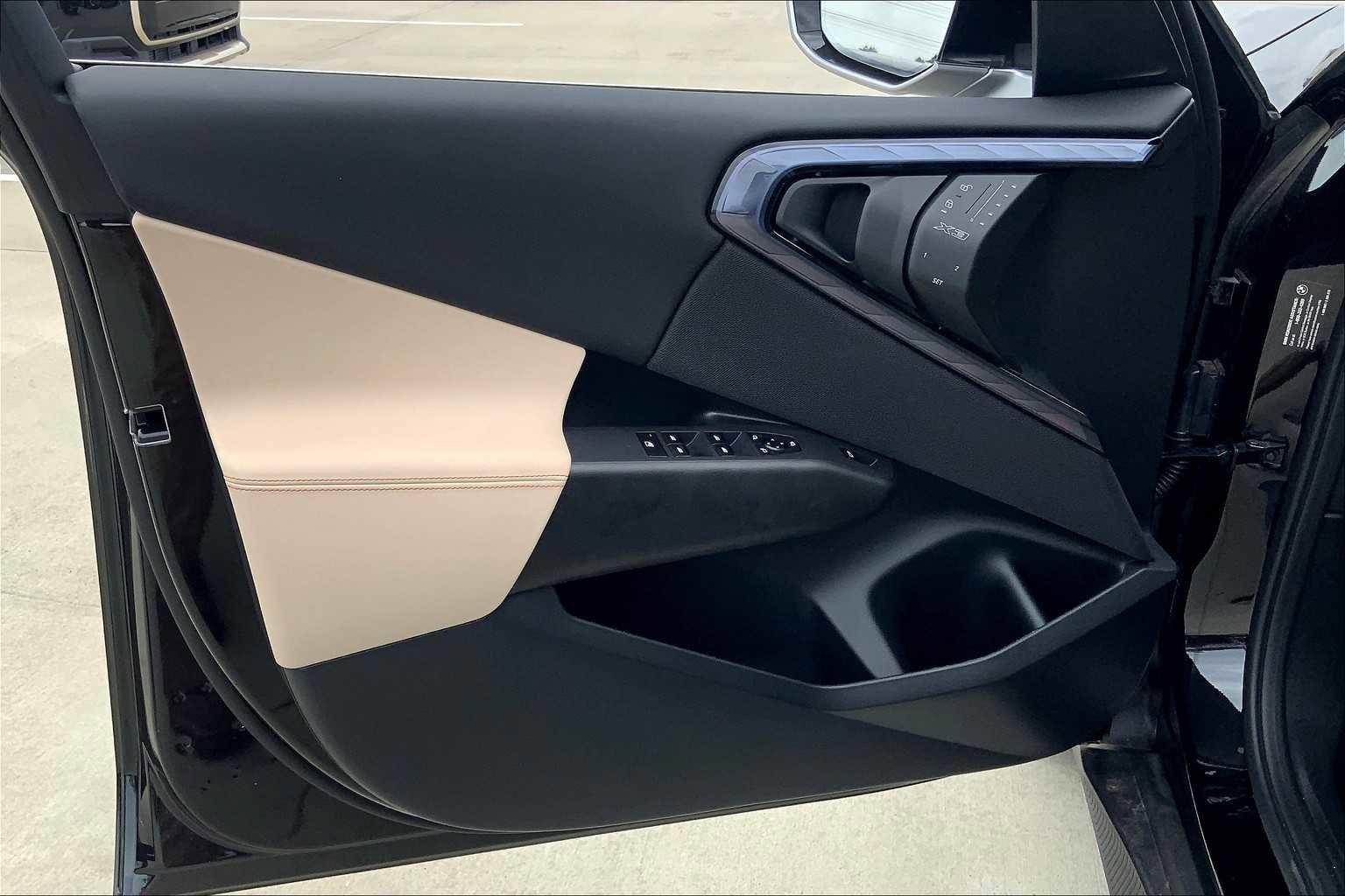 New 2025 BMW X3 xDrive30i w/ Premium Package image 10