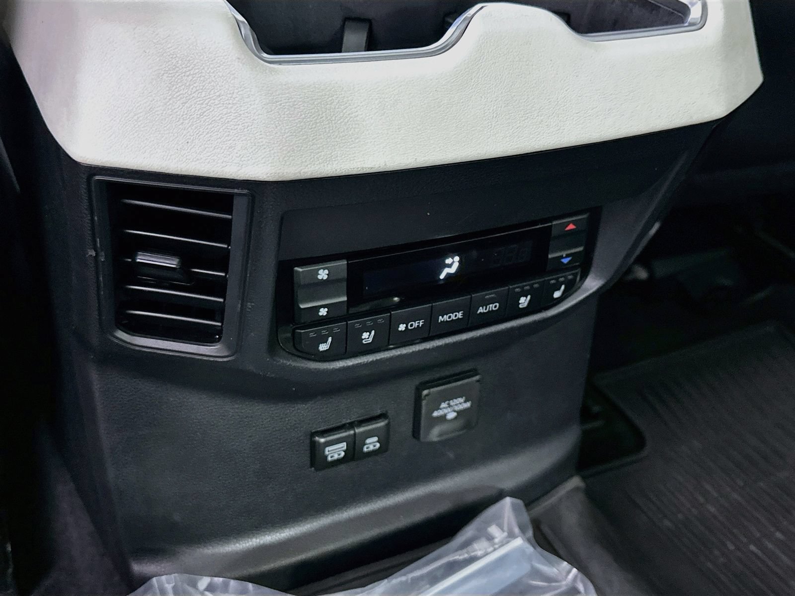 Certified 2023 Toyota Sequoia Capstone AWD/4WD image 26