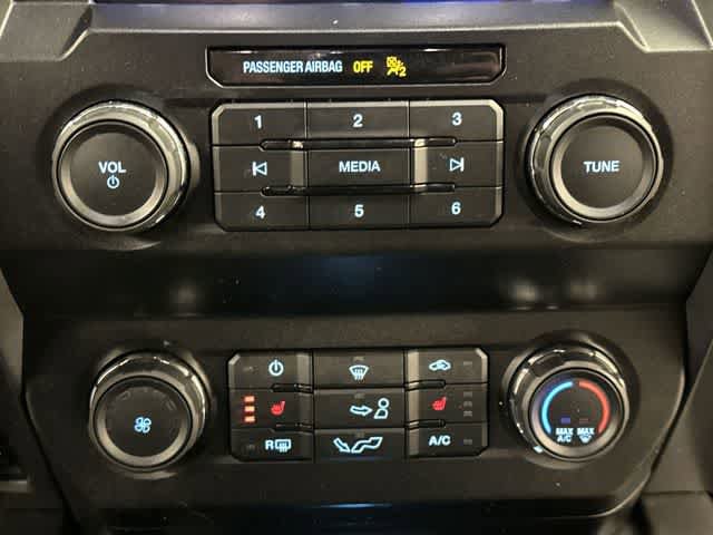 Used 2019 Ford F150 XLT w/ Equipment Group 302A Luxury AWD/4WD image 13
