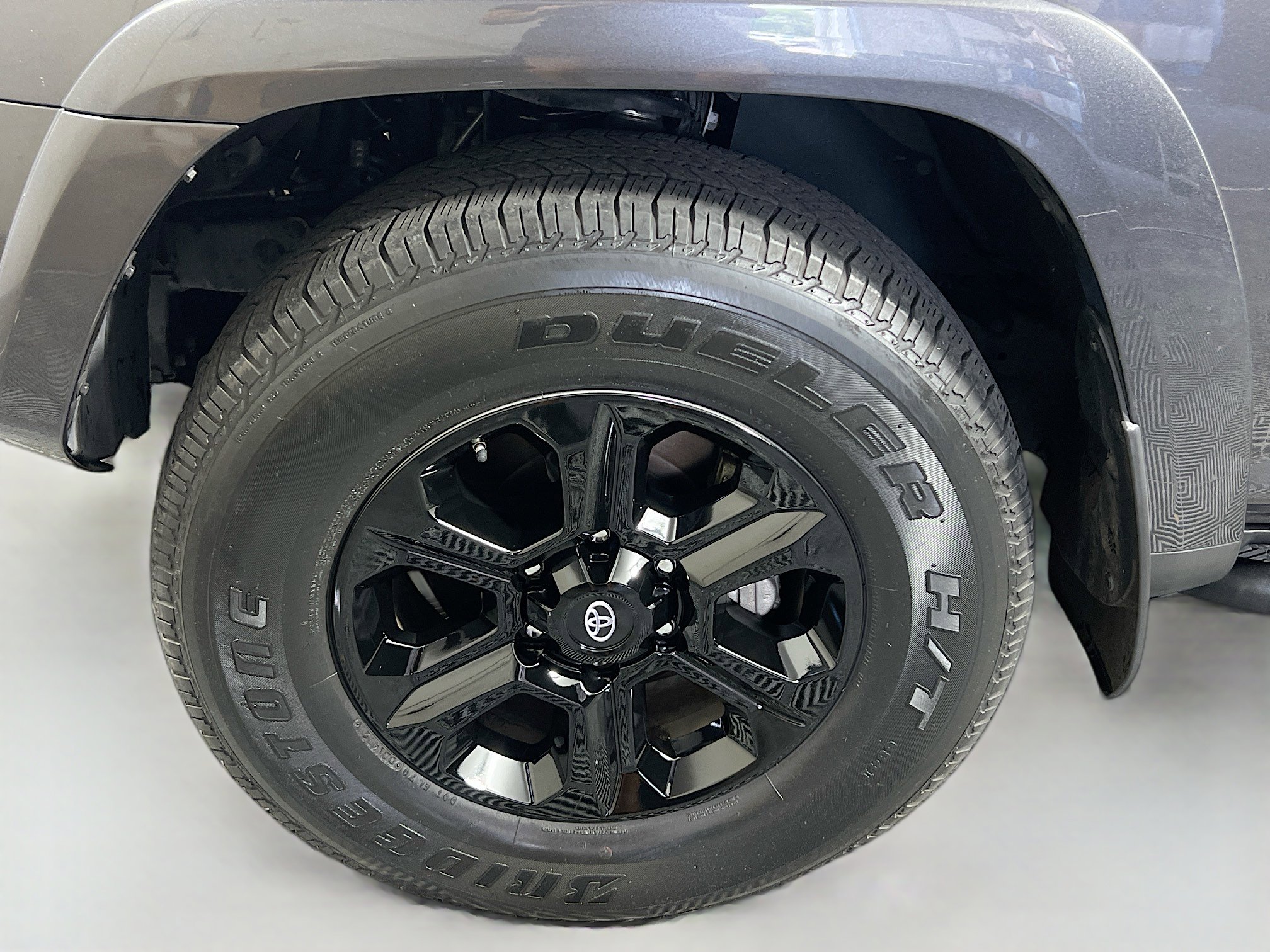 Used 2016 Toyota 4Runner SR5 image 13