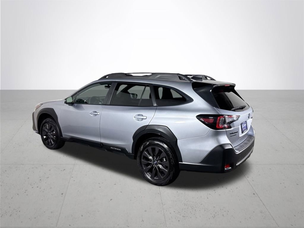 Certified 2025 Subaru Outback Onyx Edition AWD/4WD image 9