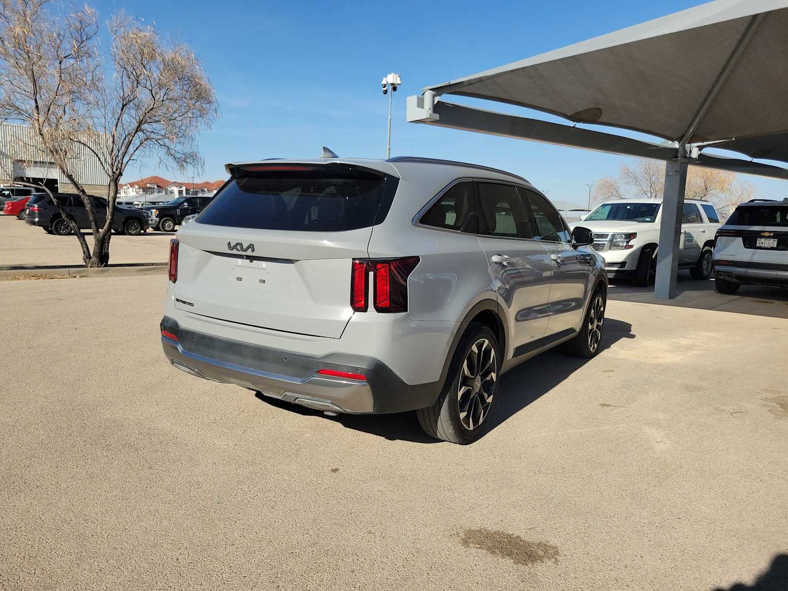 Used 2025 Kia Sorento EX image 8