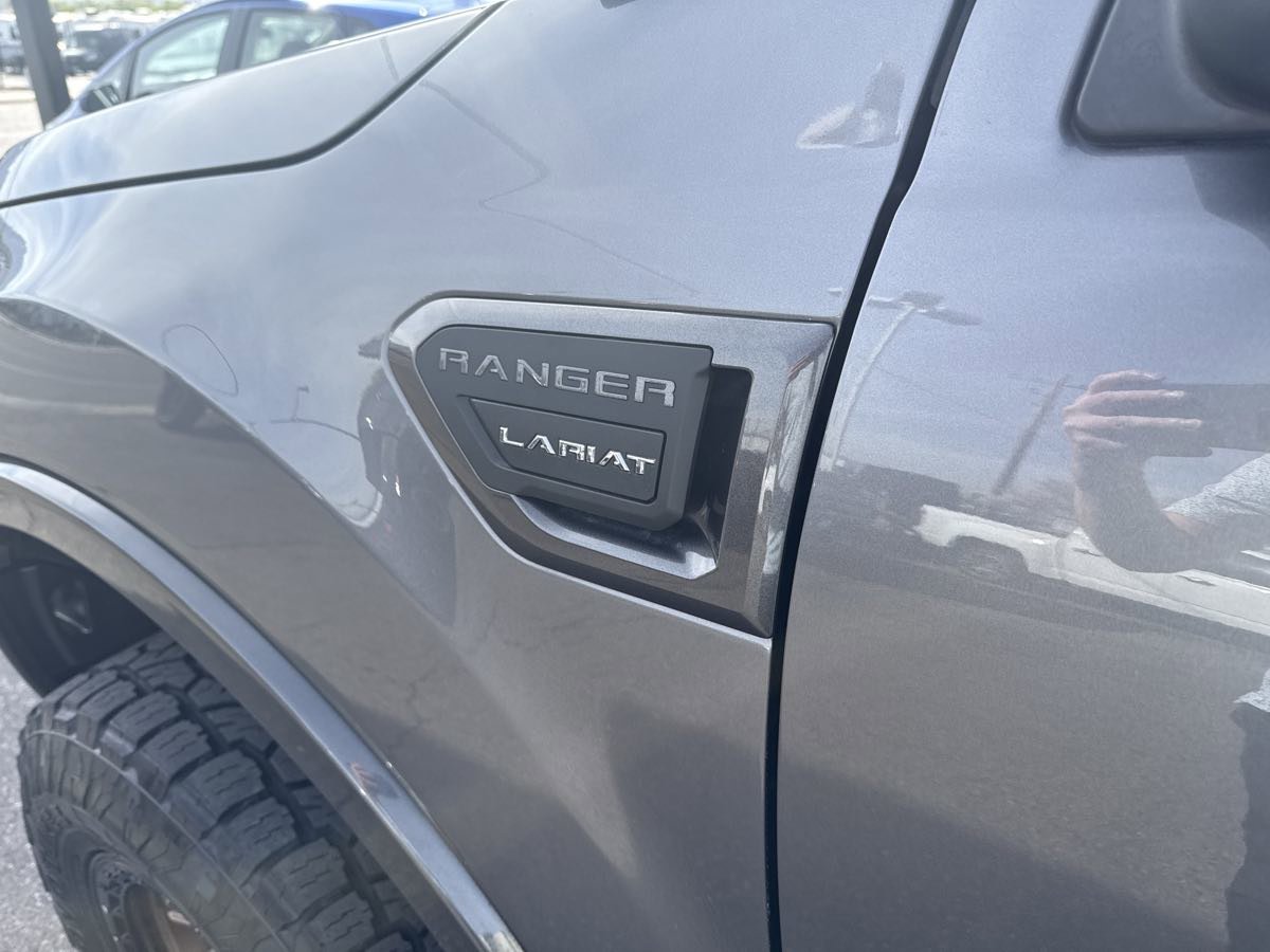 Used 2021 Ford Ranger Lariat w/ Tremor Off-Road Package AWD/4WD image 10