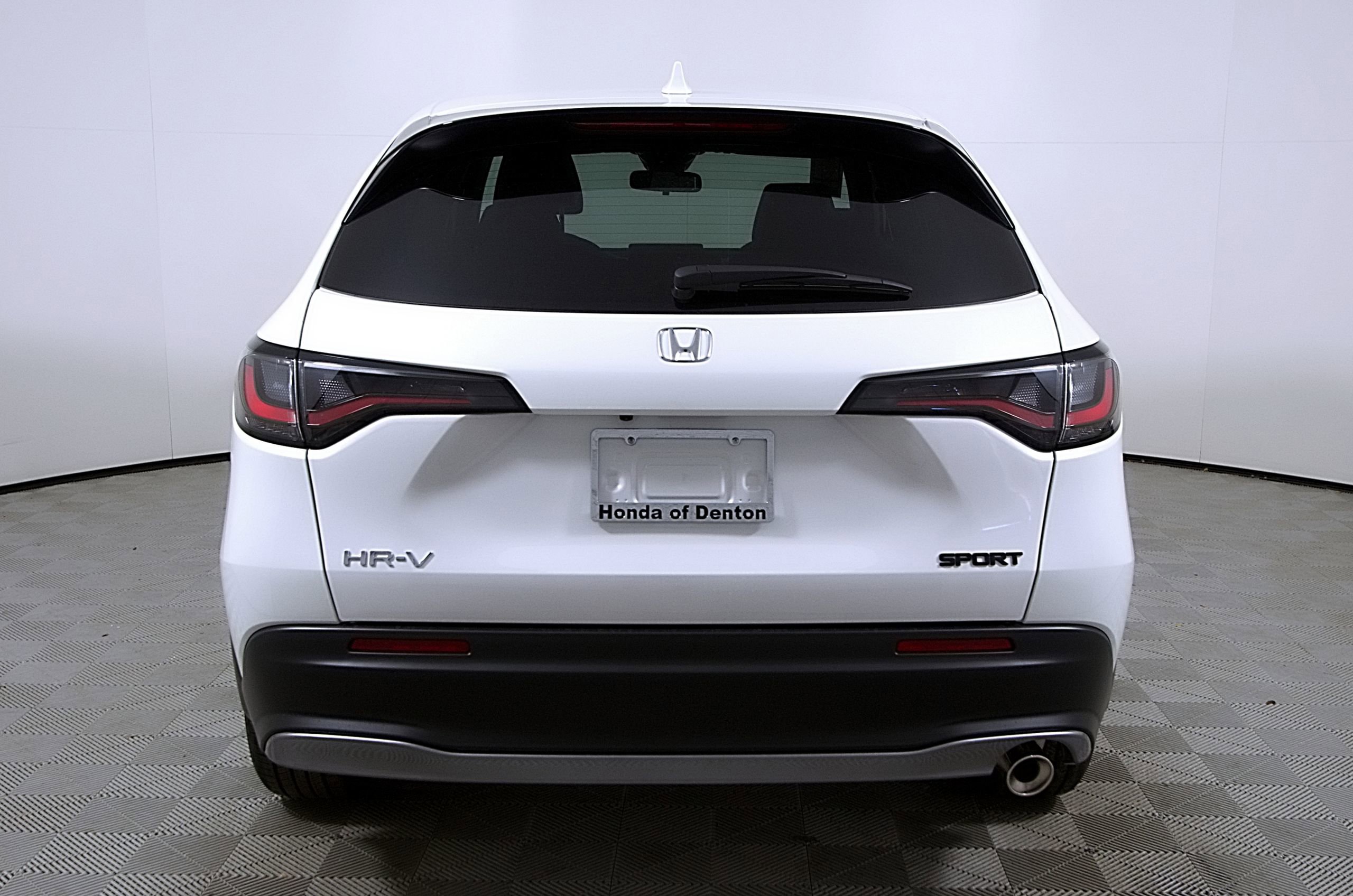 Used 2023 Honda HR-V Sport image 8