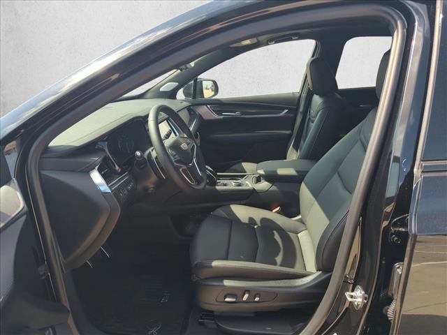 New 2026 Cadillac XT5 Sportv w/ LPO, Onyx Lite Package video 4