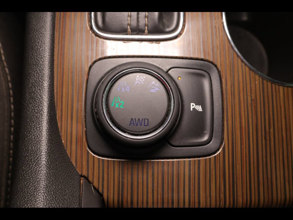 Used 2018 GMC Acadia SLE w/ Driver Alert Package I AWD/4WD image 12