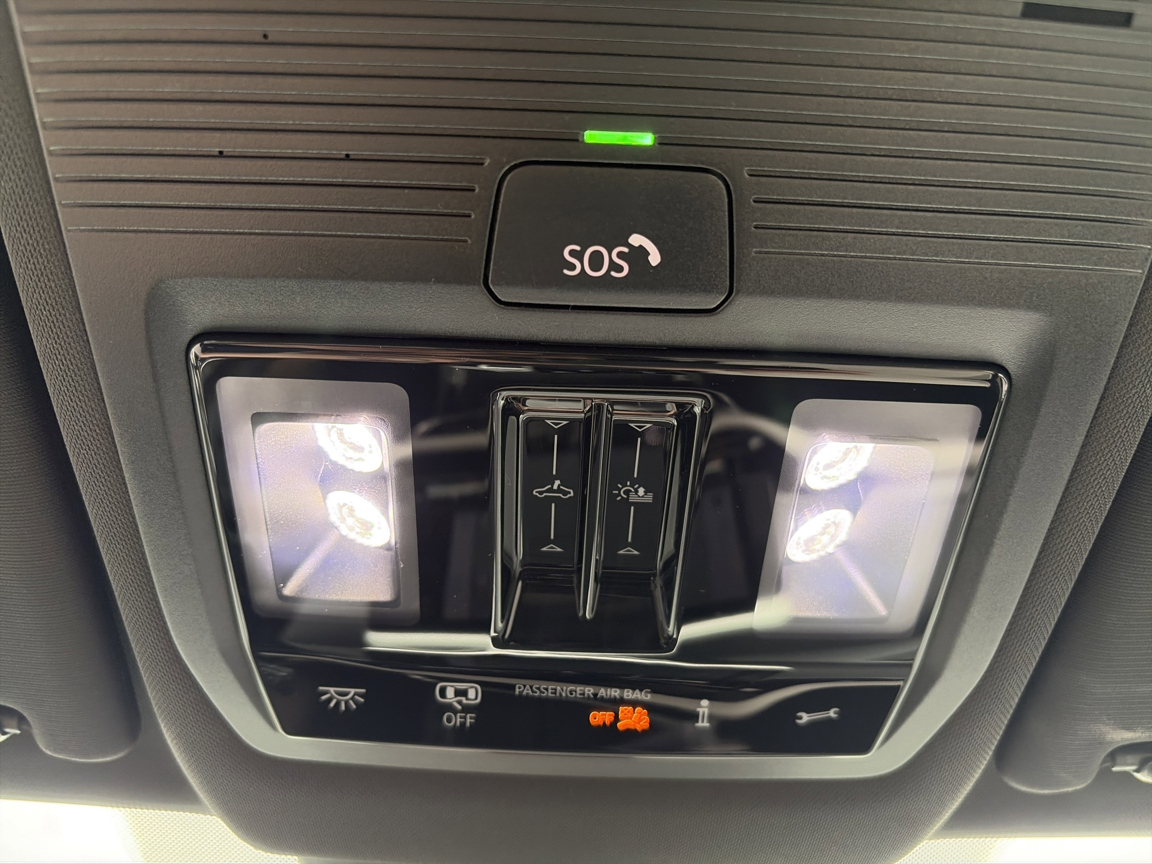 Used 2024 Volkswagen Atlas Cross Sport SEL Premium R-Line image 65