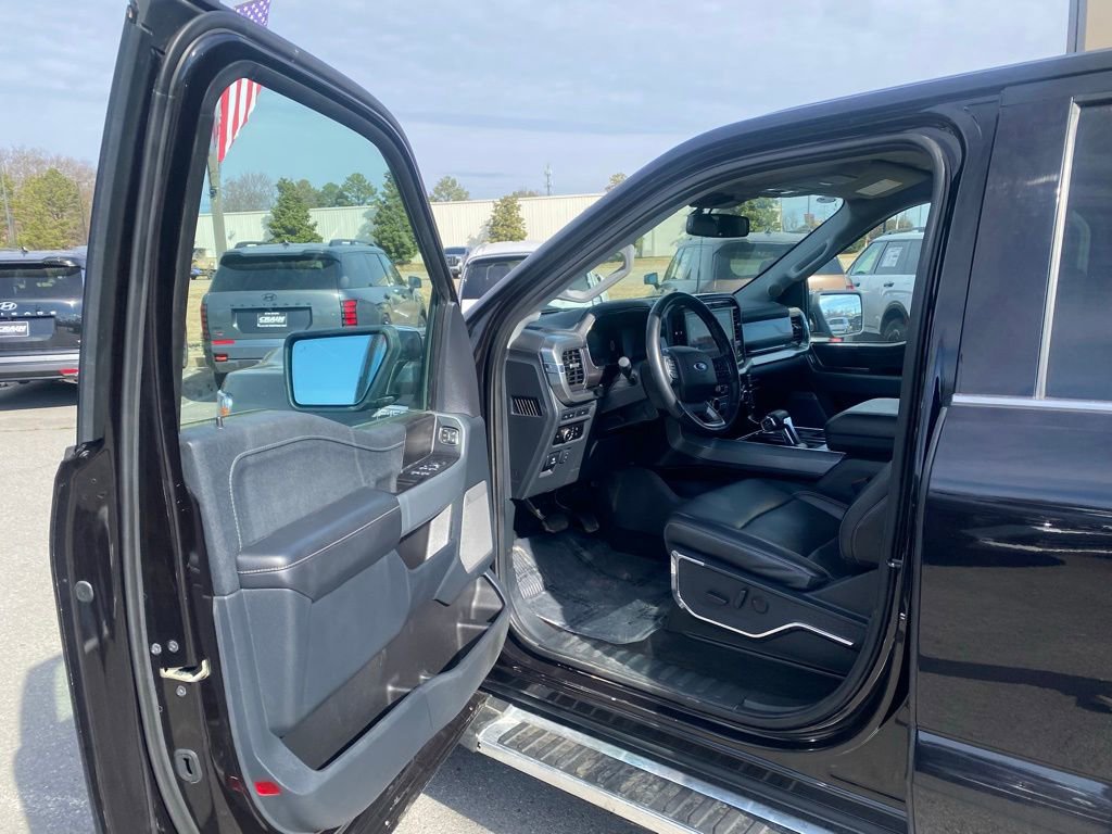 Used 2023 Ford F150 Lariat AWD/4WD image 10