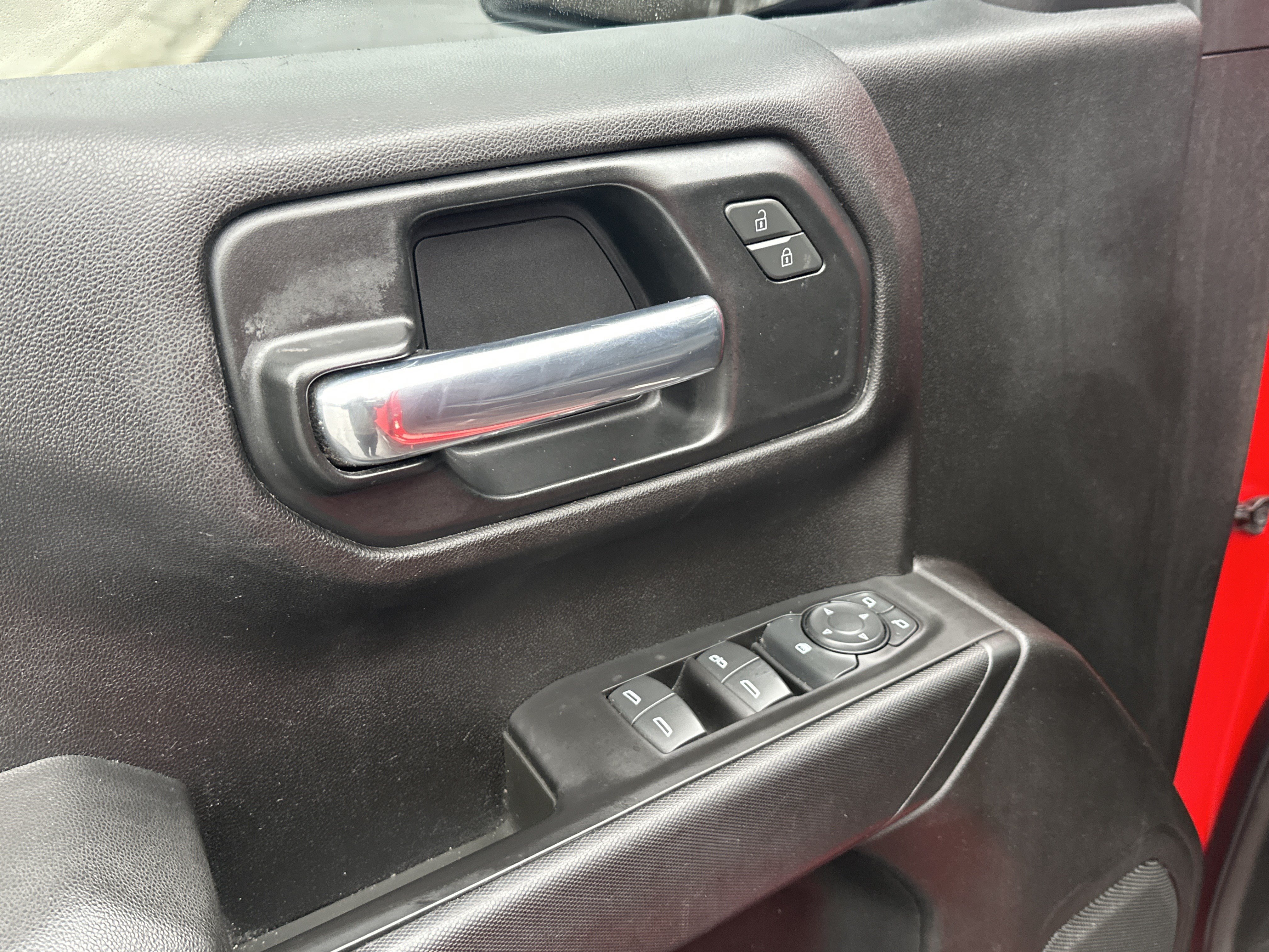 Used 2021 Chevrolet Silverado 1500 Custom Trail Boss AWD/4WD image 11