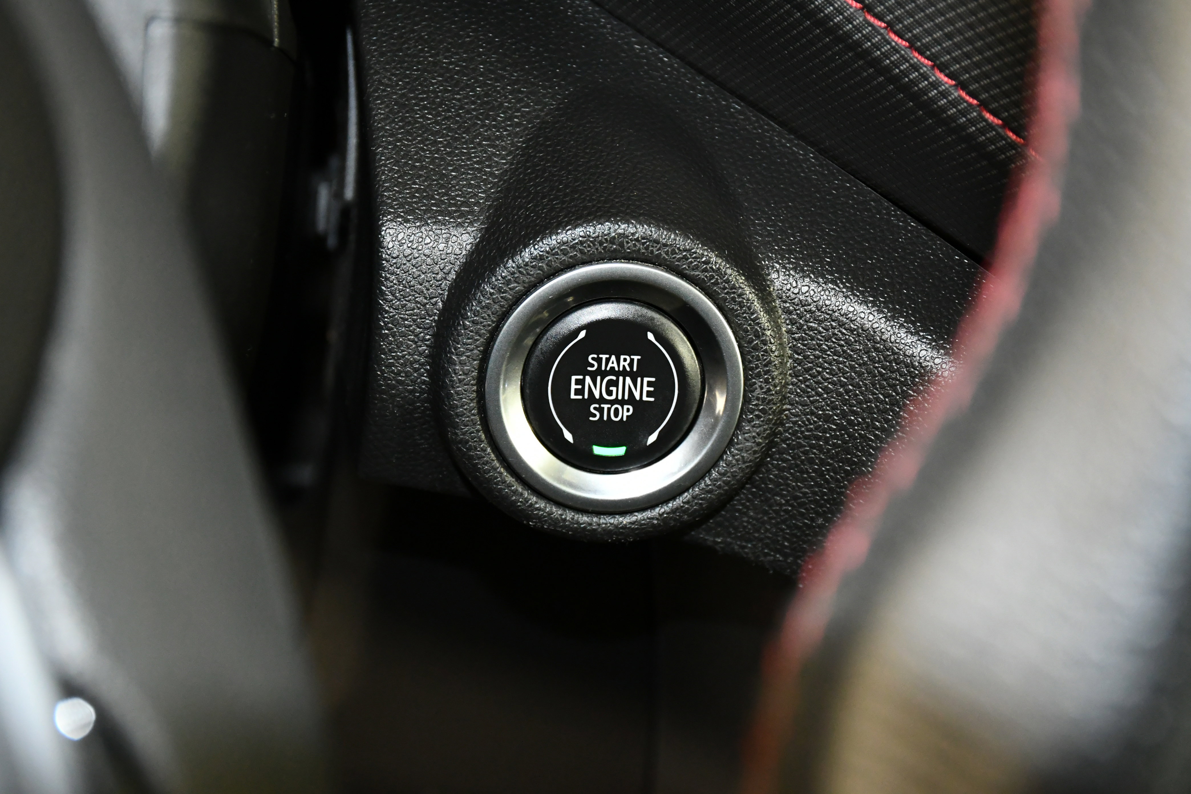 Used 2021 Chevrolet TrailBlazer RS w/ Sun and Liftgate Package image 25