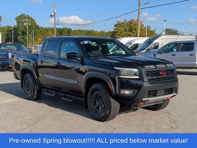 Used 2025 Nissan Frontier PRO-4X AWD/4WD image 15