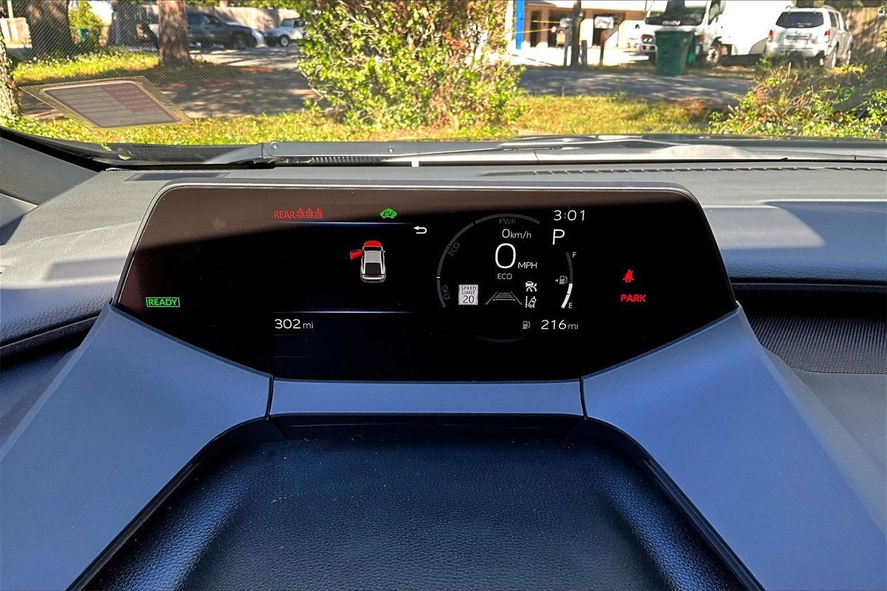 Used 2026 Toyota Prius LE image 12