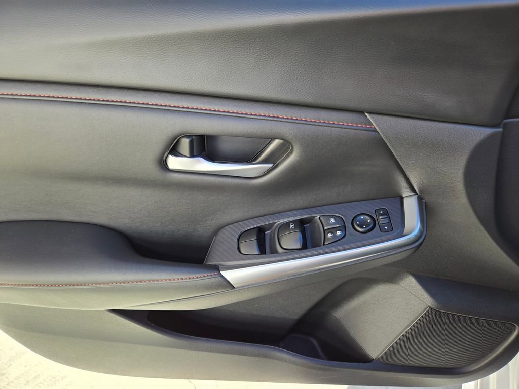 Used 2024 Nissan Sentra SR image 22