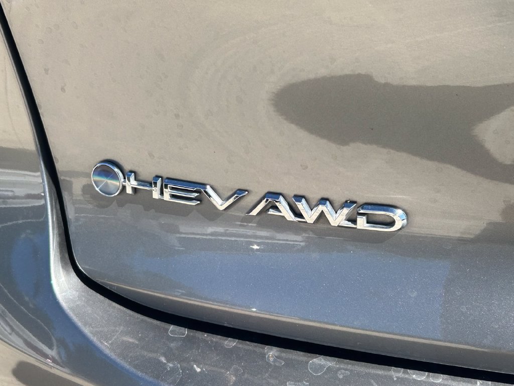 Used 2024 Toyota Crown AWD/4WD image 13