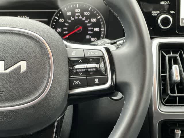 Used 2023 Kia Sorento EX image 9
