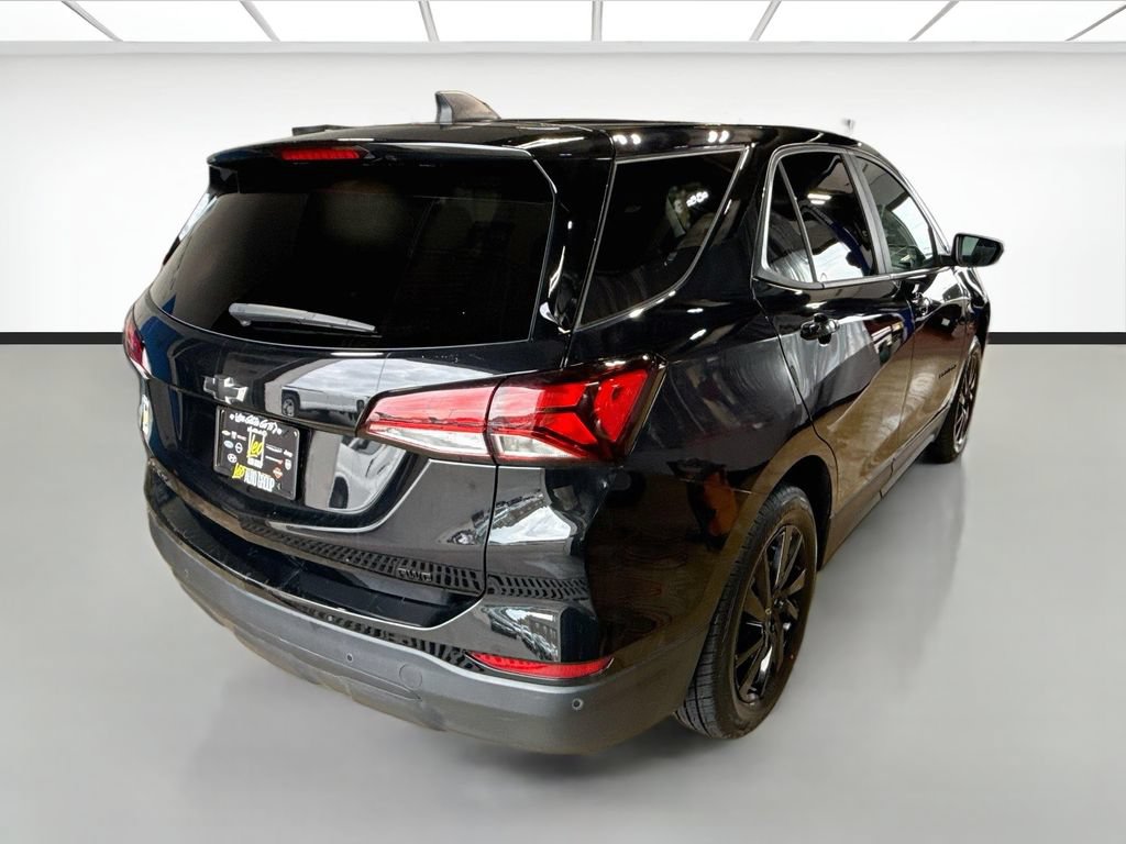 Used 2024 Chevrolet Equinox LS w/ LS Convenience Package AWD/4WD image 5