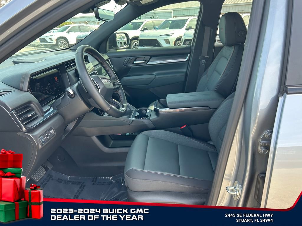 Used 2026 GMC Terrain AT4 w/ Convenience Package III image 9