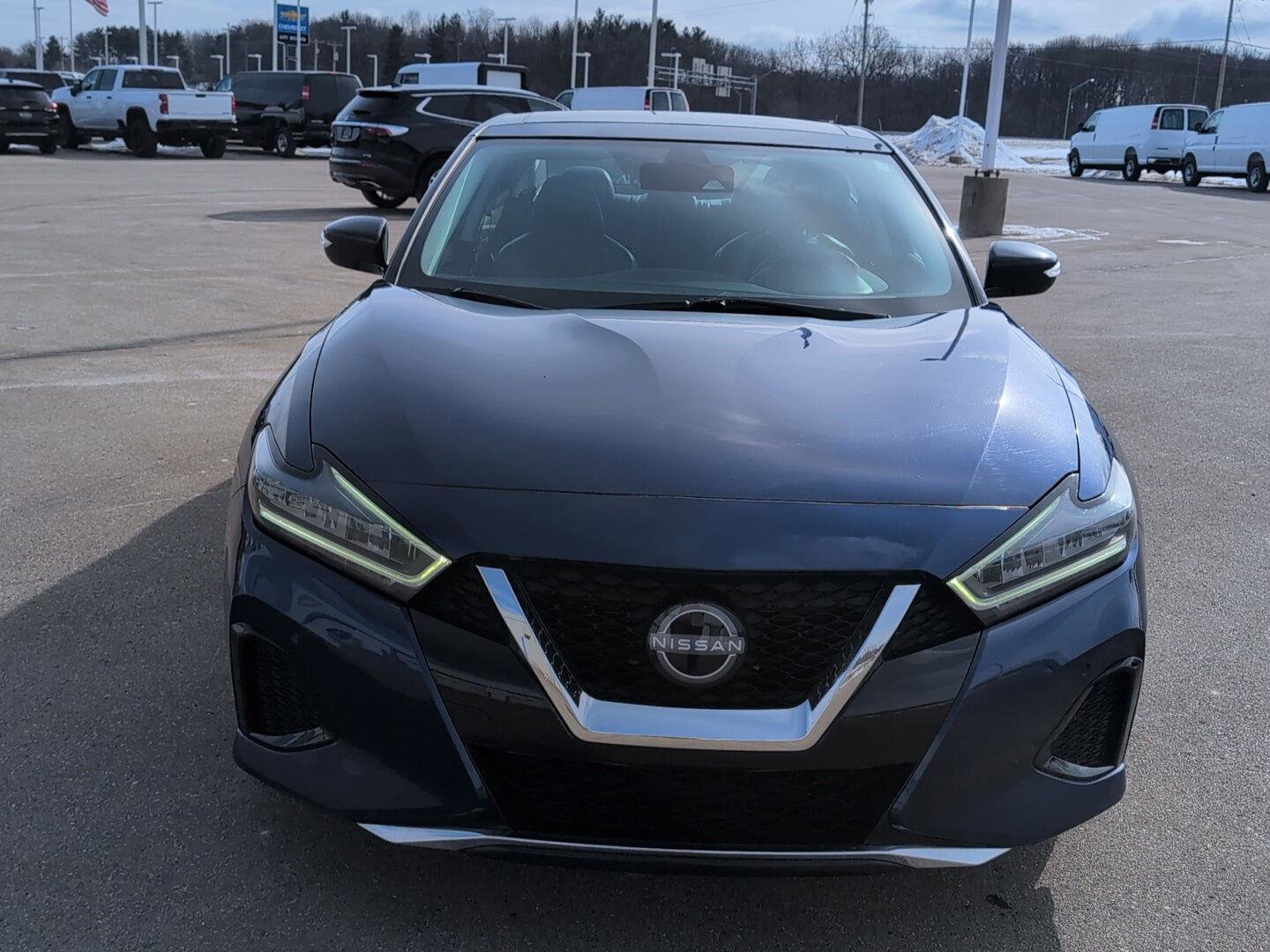 Used 2023 Nissan Maxima SL image 12