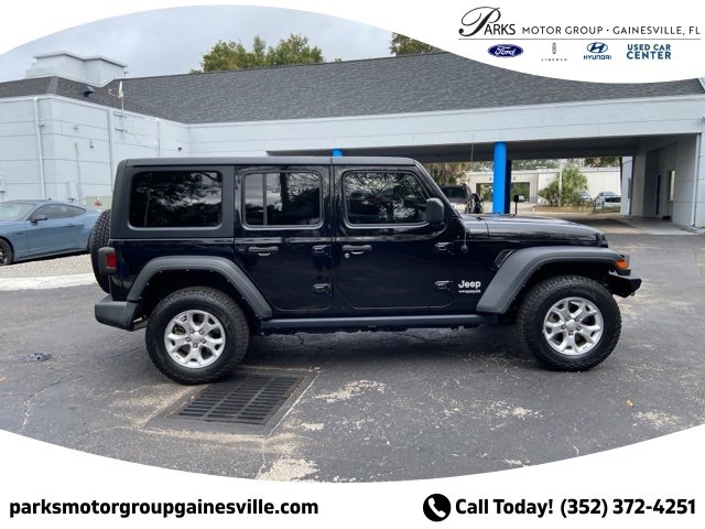 Used 2021 Jeep Wrangler Unlimited Islander image 3