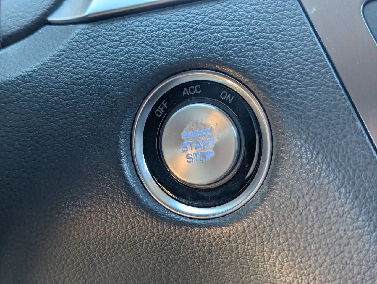 Used 2018 Genesis G80 3.8 image 30