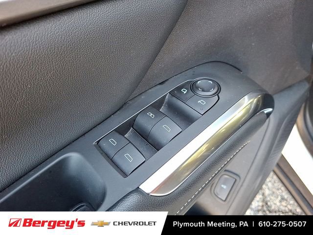 Certified 2025 Chevrolet Traverse LT image 30