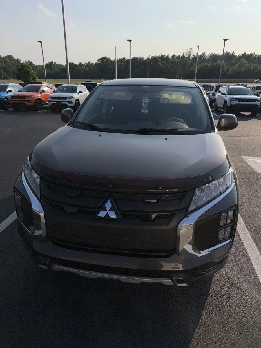 Used 2020 Mitsubishi Outlander Sport ES FWD image 2